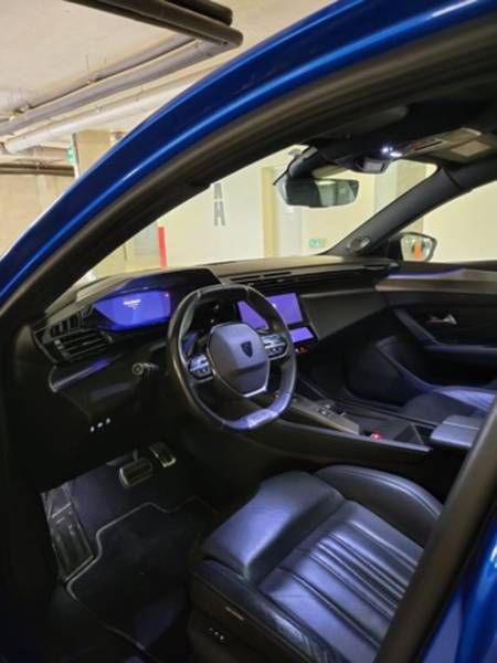 Louer une 308 GT Pack à Lyon et ses alentours