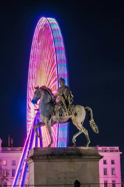 Louer une voiture puissante pour la fête des lumières à Lyon